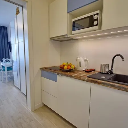 Aquamarina Onyx 18 Miedzyzdroje