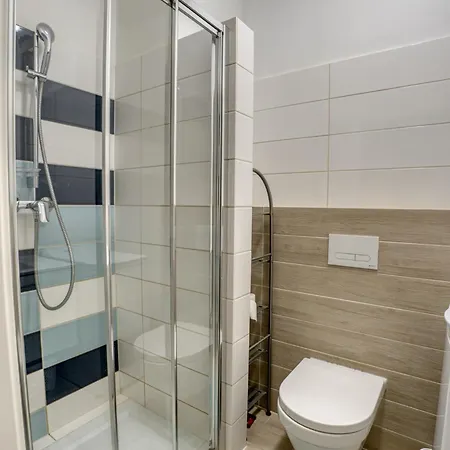 Aquamarina Onyx 18 *